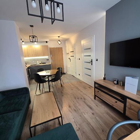 Mieszkanie W Nowoczesnym Halo Apartament W Centrum فروتسواف المظهر الخارجي الصورة